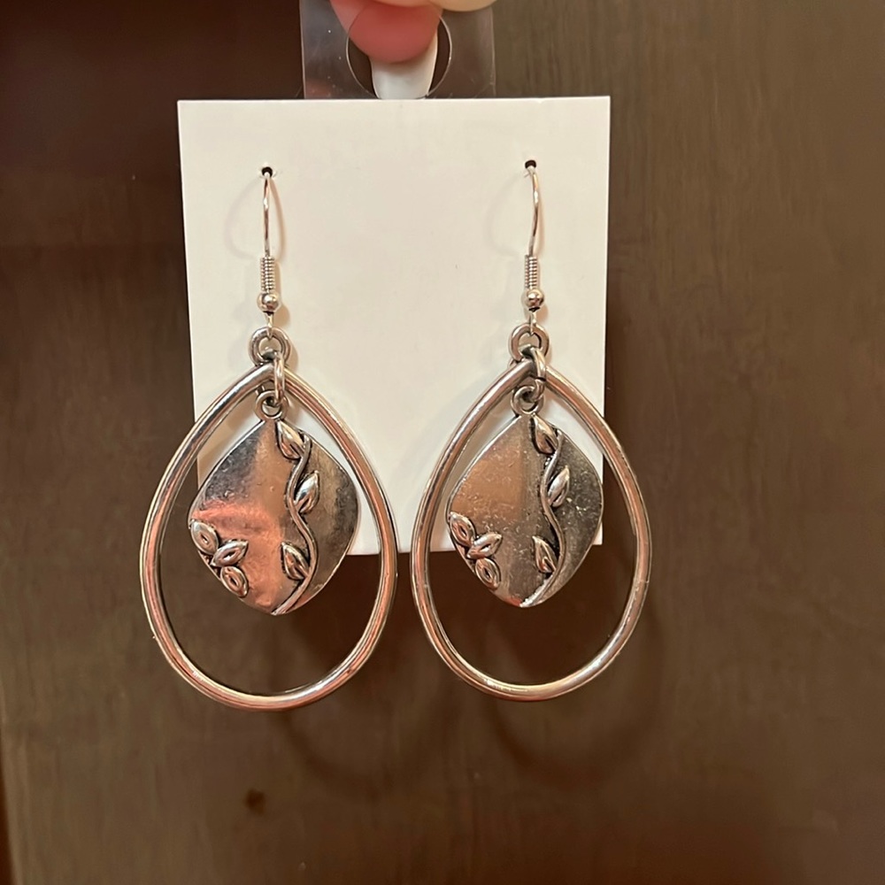 Silver Dangle Leaf Accent Earrings
